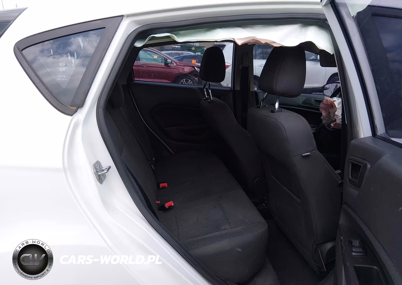 2019 Ford Fiesta St Line VIN:3FADP4DJ2KM165772 - 8