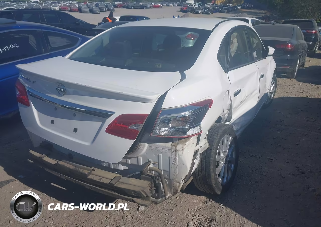 2017 Nissan Sentra S VIN:3N1AB7AP8HY297638 - 4