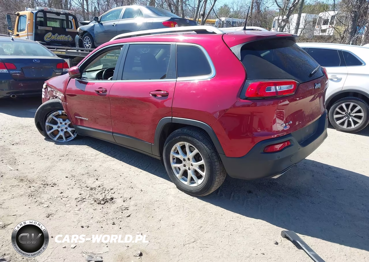 2016 Jeep Cherokee Latitude VIN:1C4PJMCS6GW215731 - 3
