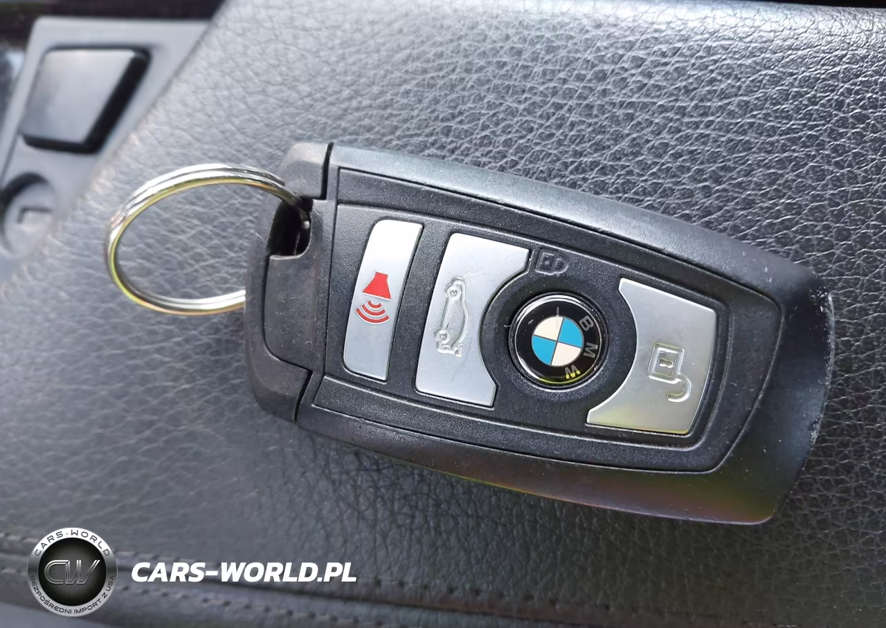 2013 BMW 535I xDrive VIN:WBAFU7C58DDU70805 - 11