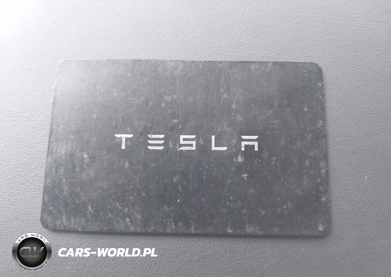 2024 Tesla Model Y Long Range Dual Motor All-Wheel Drive VIN:7SAYGDEE9RA329353 - 11