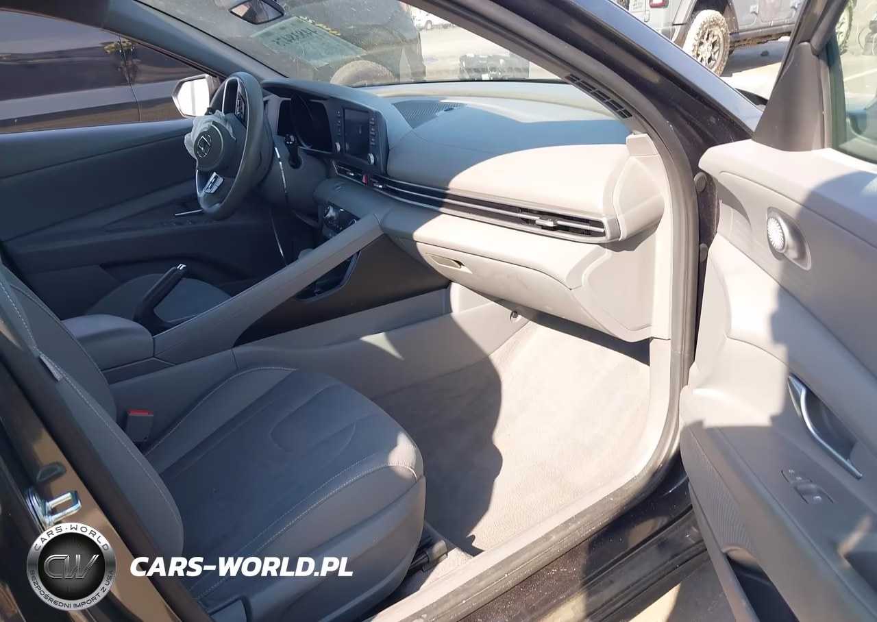 2023 Hyundai Elantra Sel VIN:5NPLM4AG4PH093672 - 5