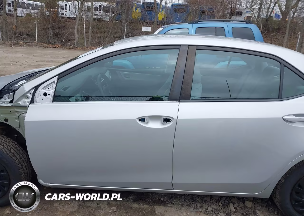 2017 Toyota Corolla Le VIN:2T1BURHEXHC863617 - 15