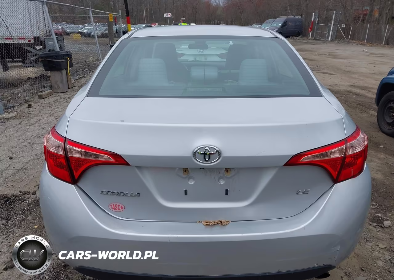 2017 Toyota Corolla Le VIN:2T1BURHEXHC863617 - 17