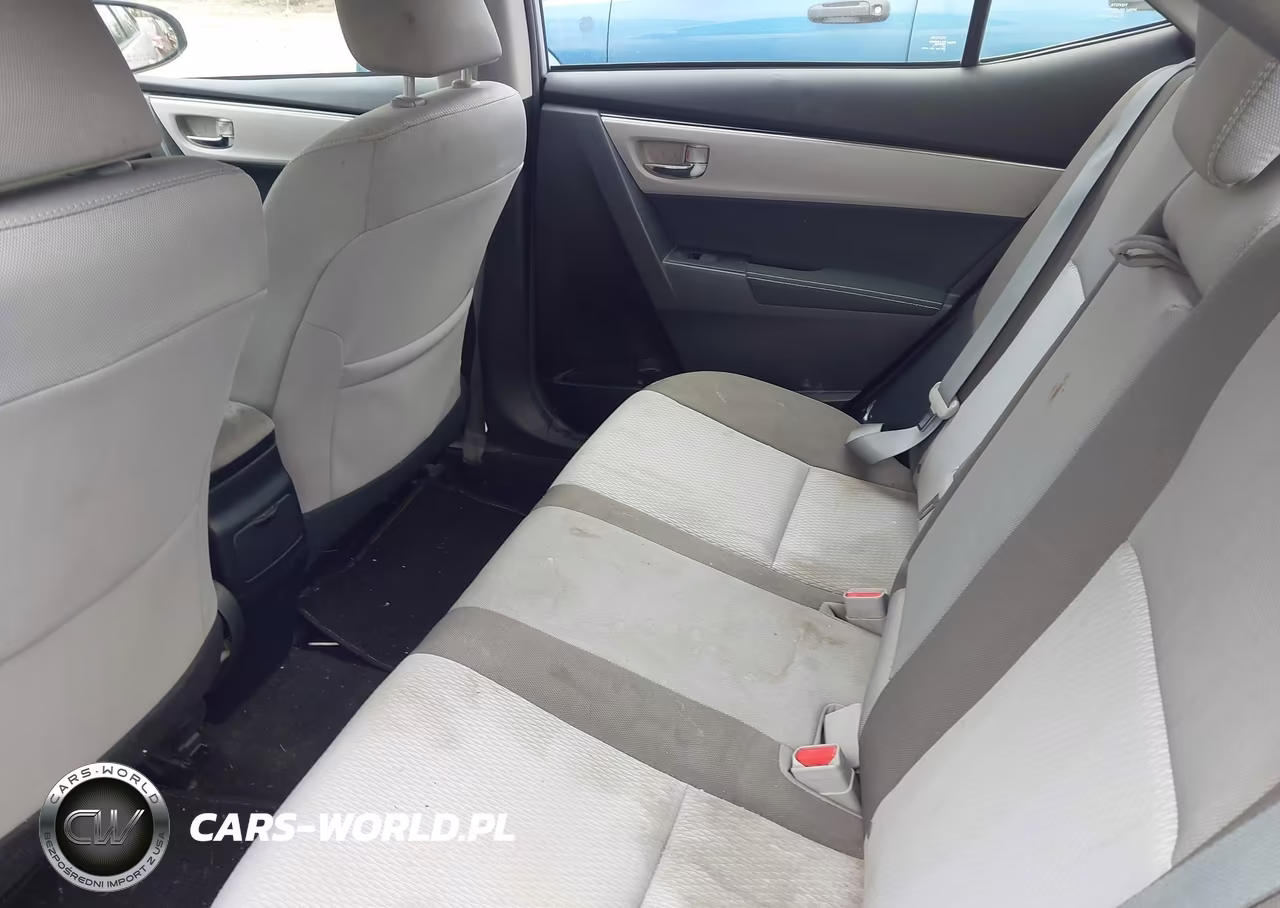 2017 Toyota Corolla Le VIN:2T1BURHEXHC863617 - 8