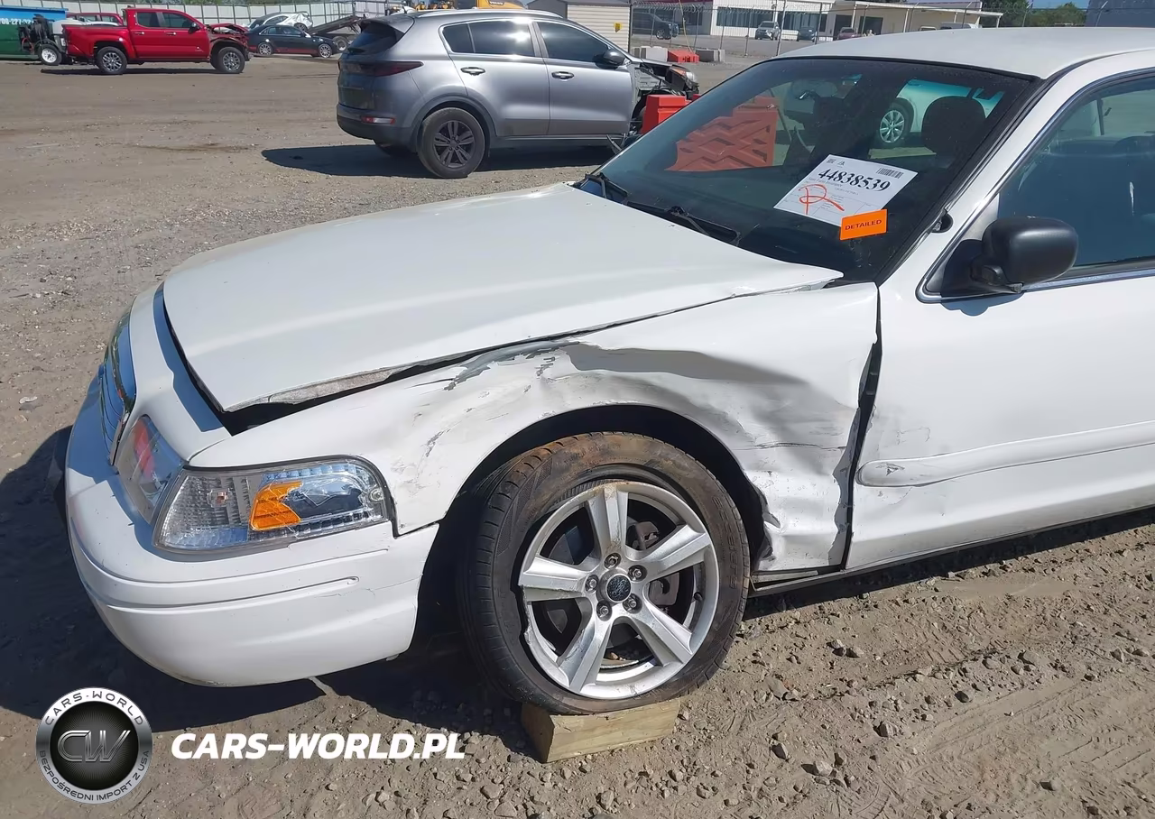 2003 Ford Crown Victoria Police VIN:2FAHP71W03X153239 - 6