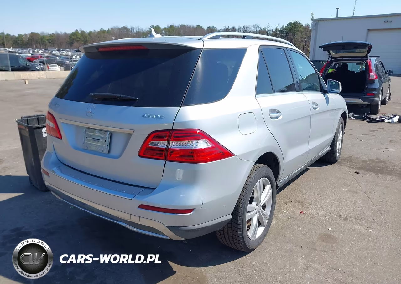 2013 Mercedes-Benz Ml 350 4Matic VIN:4JGDA5HB6DA201303 - 4