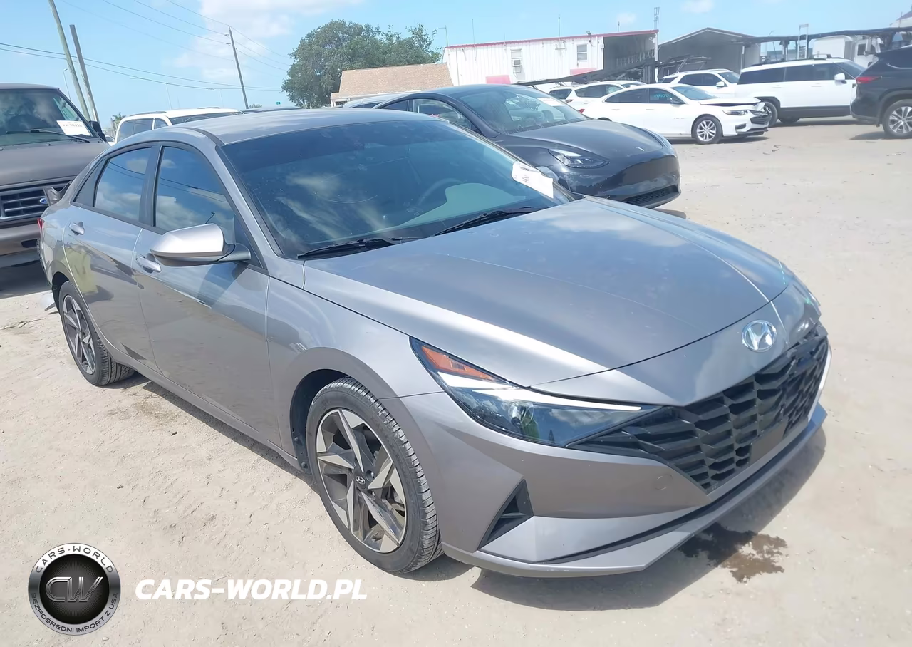 2023 Hyundai Elantra Sel