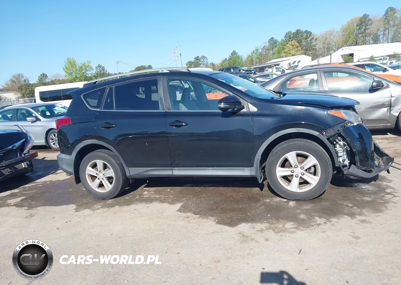 2013 Toyota Rav4 Xle VIN:2T3RFREV0DW051174 - 13
