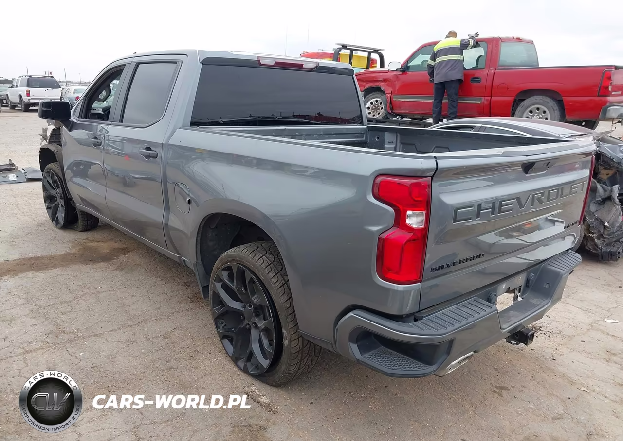 2020 Chevrolet Silverado 1500 2Wd Short Bed Custom VIN:3GCPWBEF1LG343129 - 3