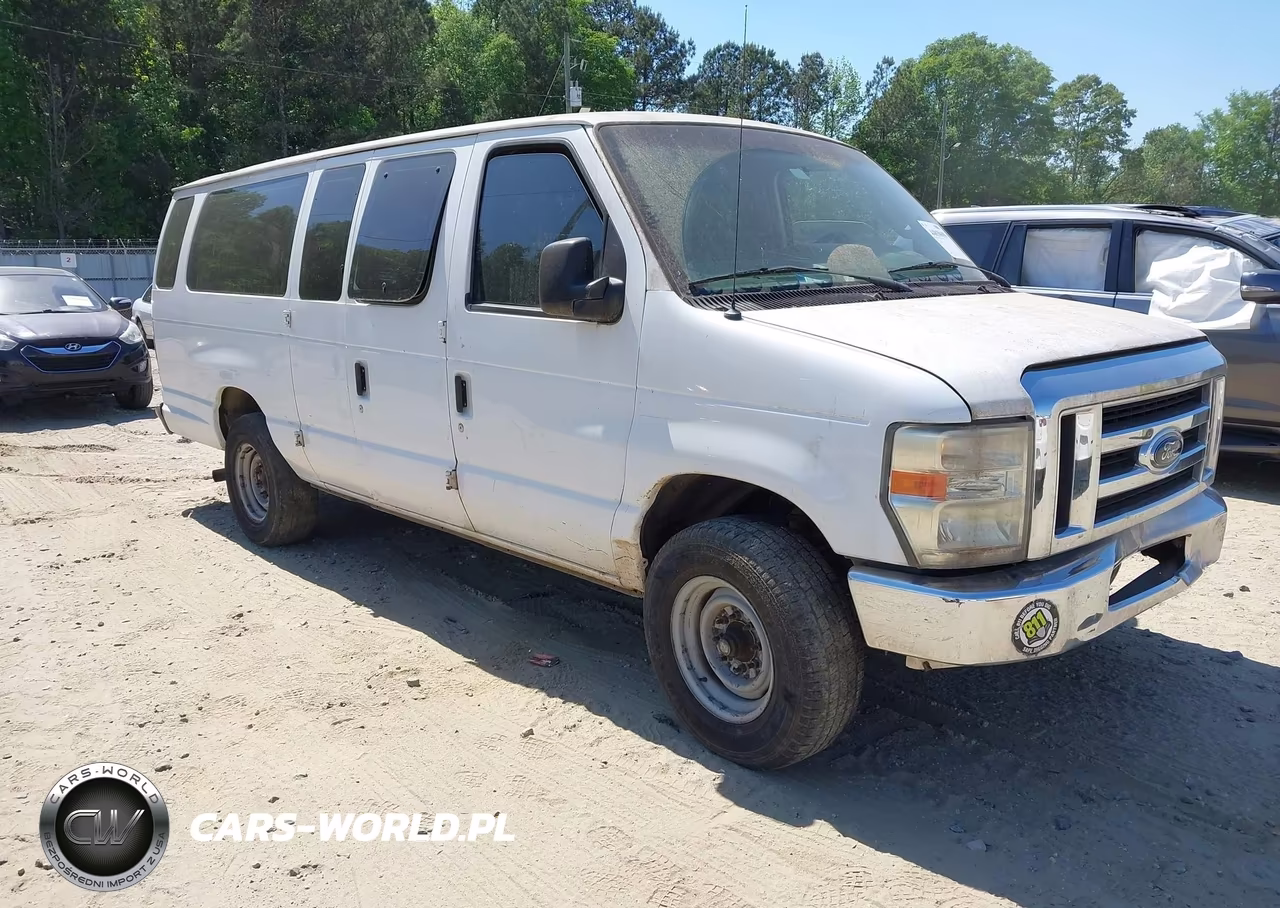 2010 Ford E-350 Super Duty Xlt