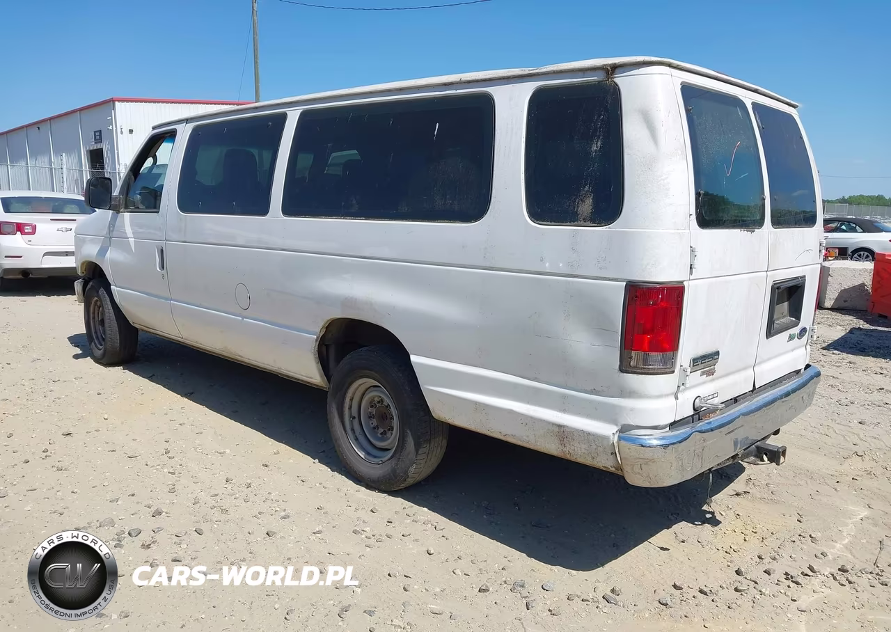 2010 Ford E-350 Super Duty Xlt VIN:1FBSS3BL8ADA72946 - 3