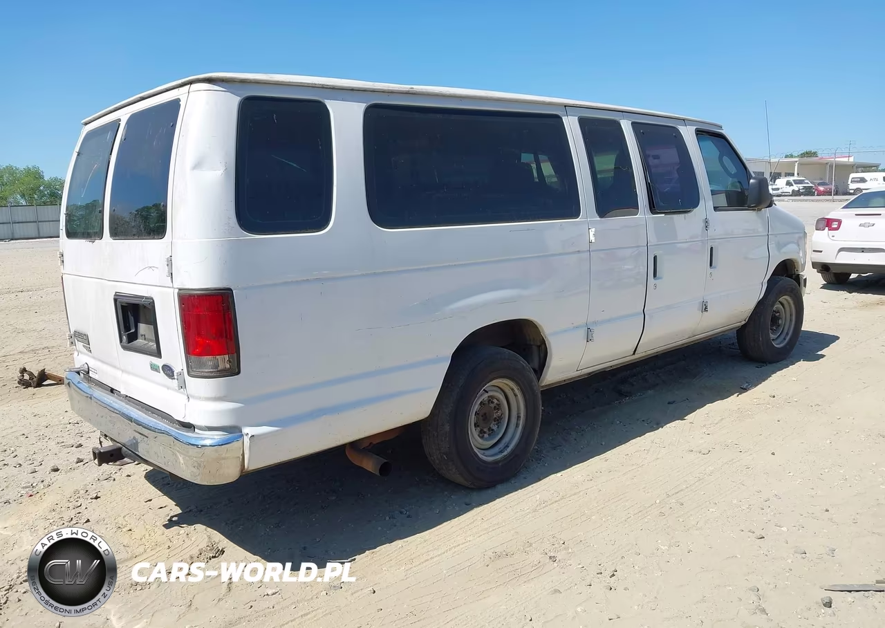 2010 Ford E-350 Super Duty Xlt VIN:1FBSS3BL8ADA72946 - 4