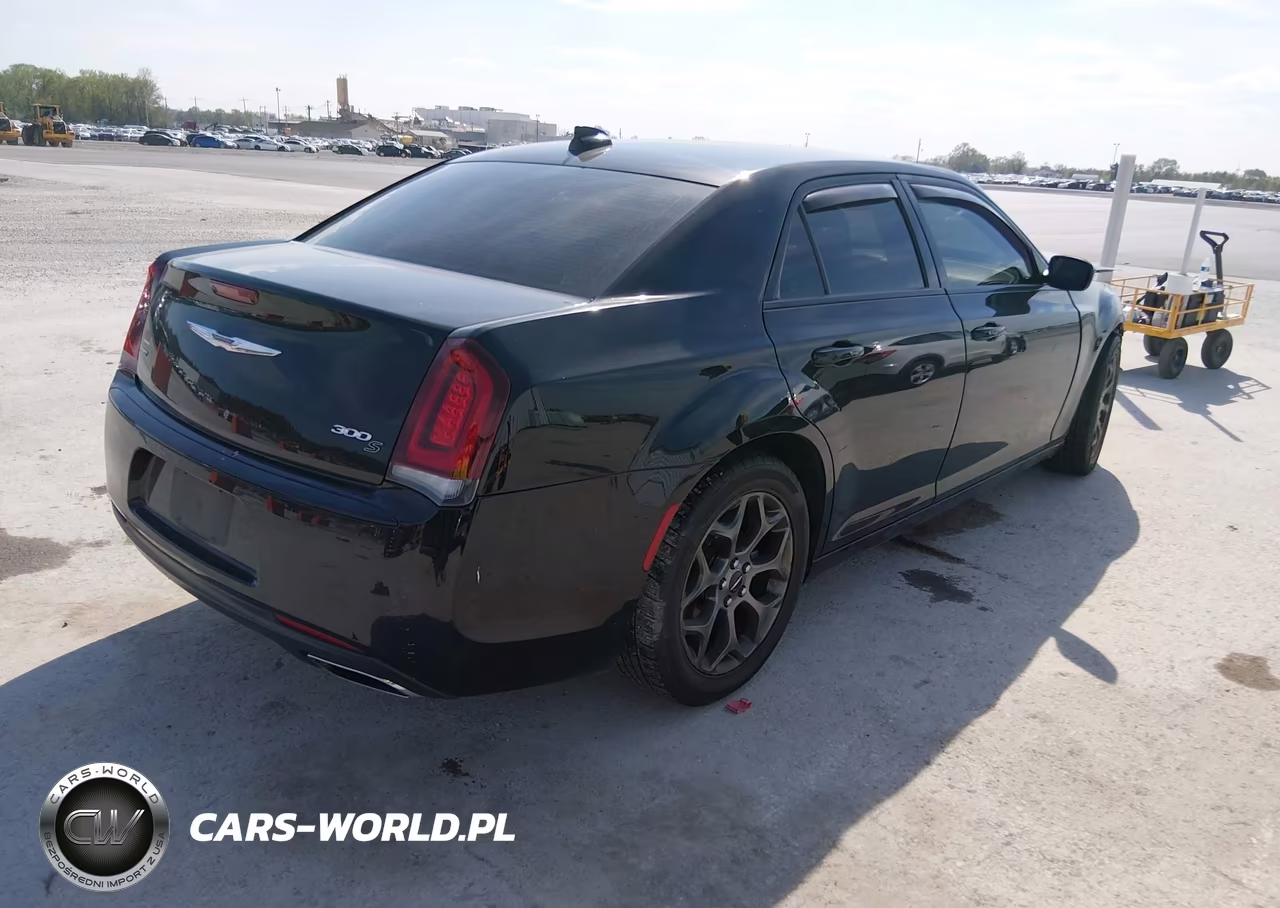 2017 Chrysler 300 300S Awd VIN:2C3CCAGG6HH597616 - 4
