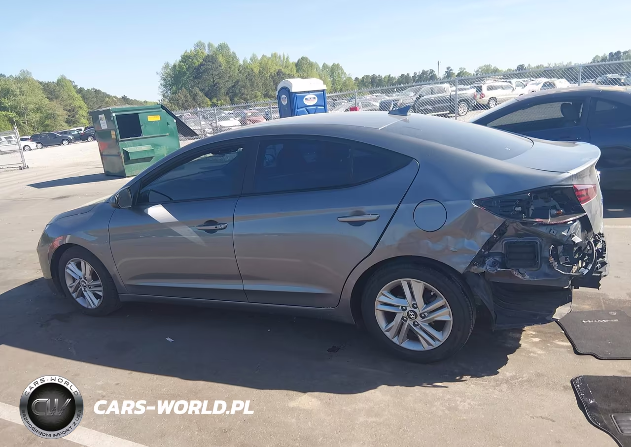 2019 Hyundai Elantra Value Edition VIN:5NPD84LF5KH463873 - 15