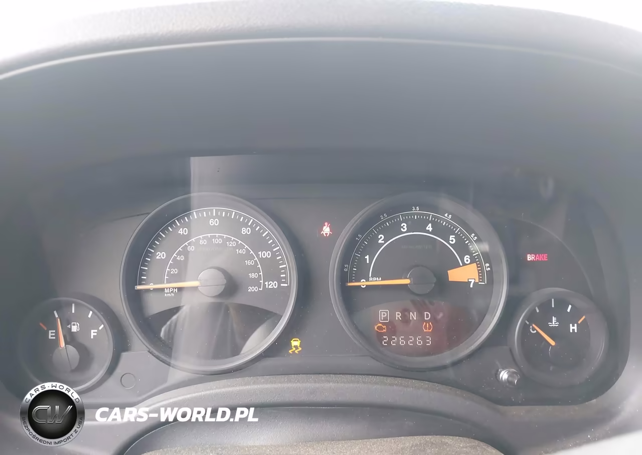 2014 Jeep Patriot Latitude VIN:1C4NJPFA7ED508476 - 7