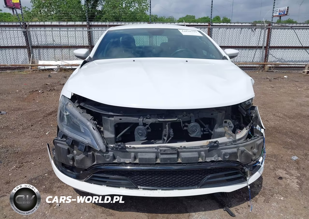 2015 Chrysler 200 S VIN:1C3CCCBB4FN626641 - 13