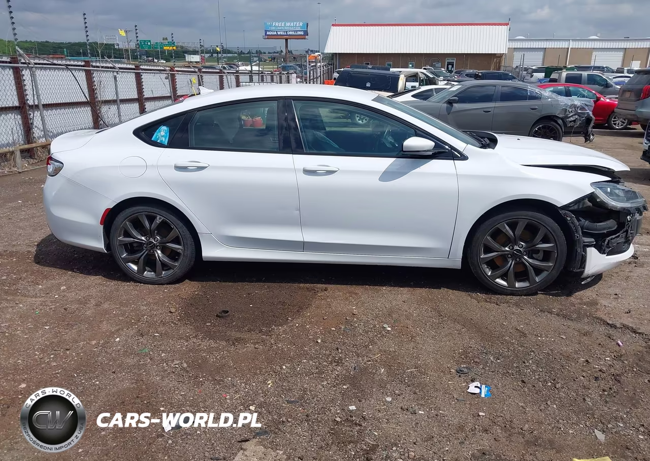 2015 Chrysler 200 S VIN:1C3CCCBB4FN626641 - 14