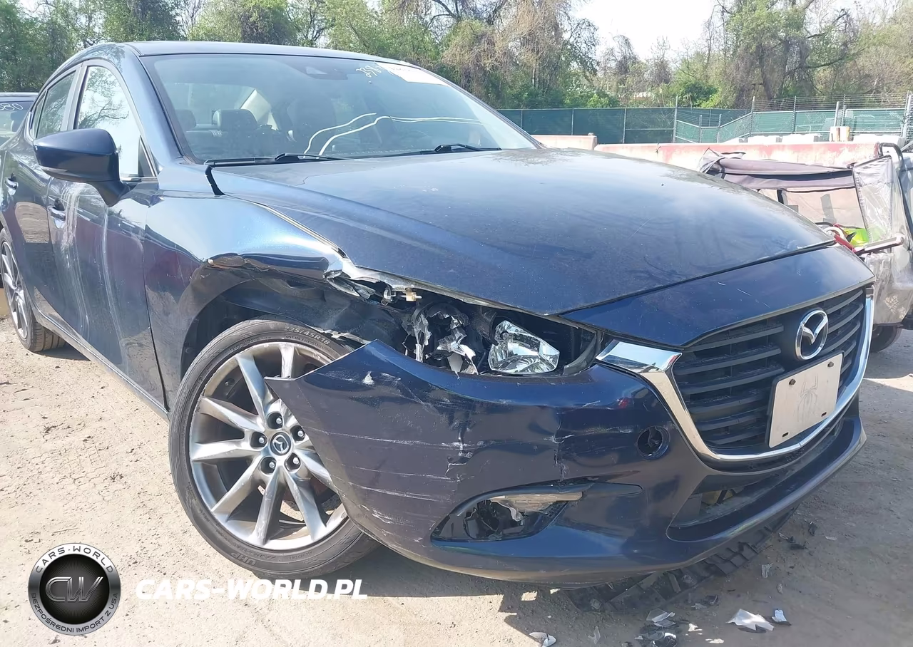 2018 Mazda Mazda3 Touring VIN:3MZBN1V39JM238329 - 12