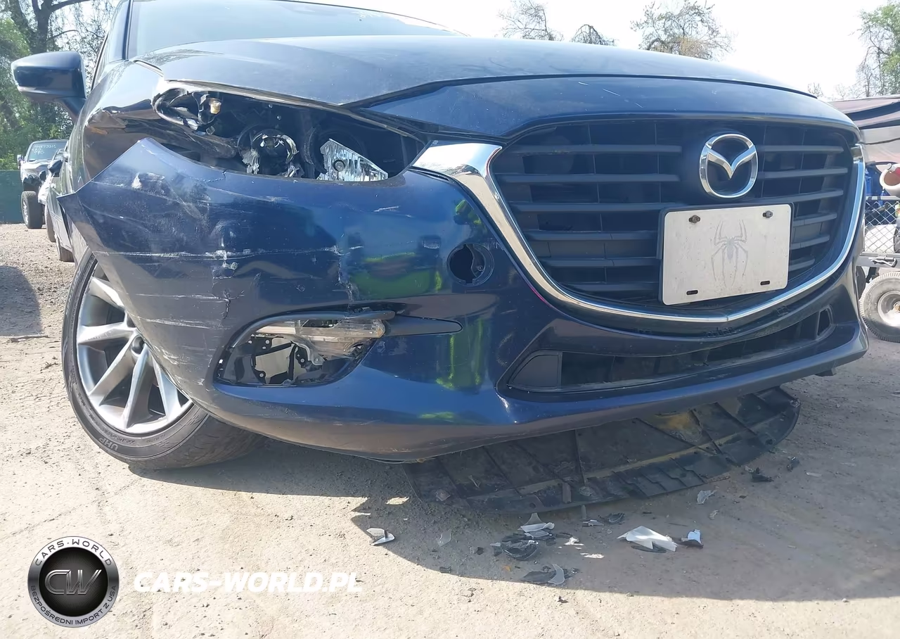 2018 Mazda Mazda3 Touring VIN:3MZBN1V39JM238329 - 13