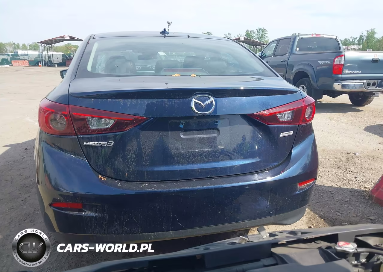 2018 Mazda Mazda3 Touring VIN:3MZBN1V39JM238329 - 18