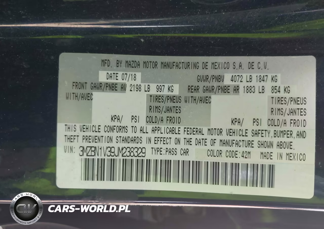 2018 Mazda Mazda3 Touring VIN:3MZBN1V39JM238329 - 9