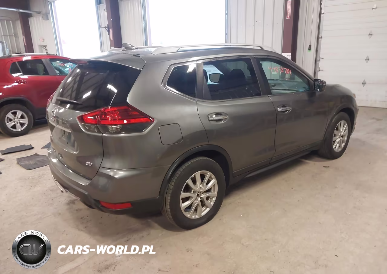2017 Nissan Rogue Sv VIN:5N1AT2MT3HC821997 - 4