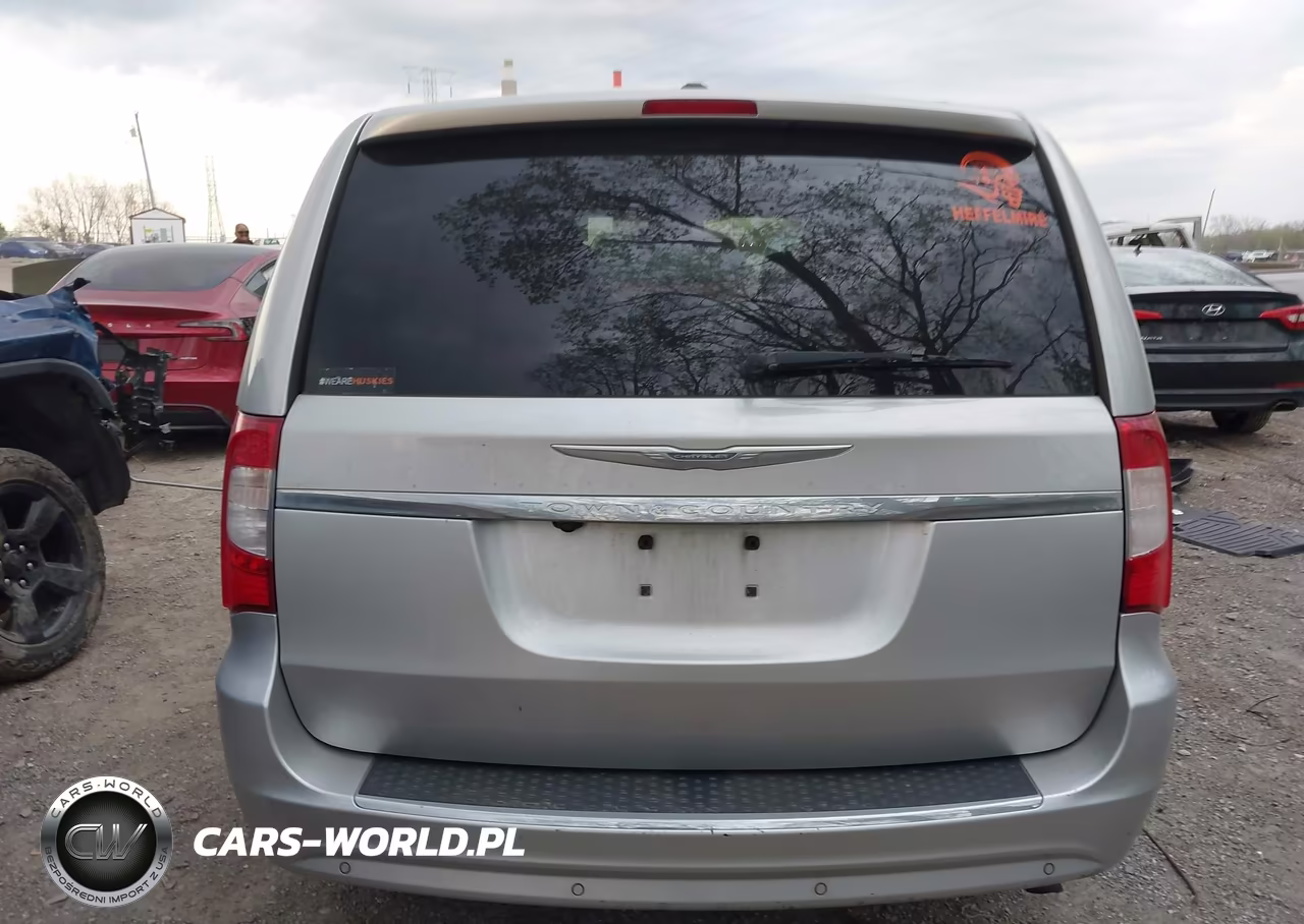 2011 Chrysler Town & Country Touring-L VIN:2A4RR8DG9BR667218 - 16