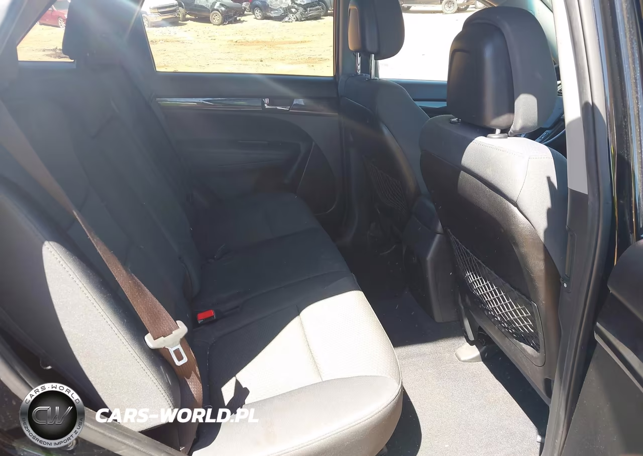 2013 Kia Sorento Lx VIN:5XYKT4A63DG345873 - 8