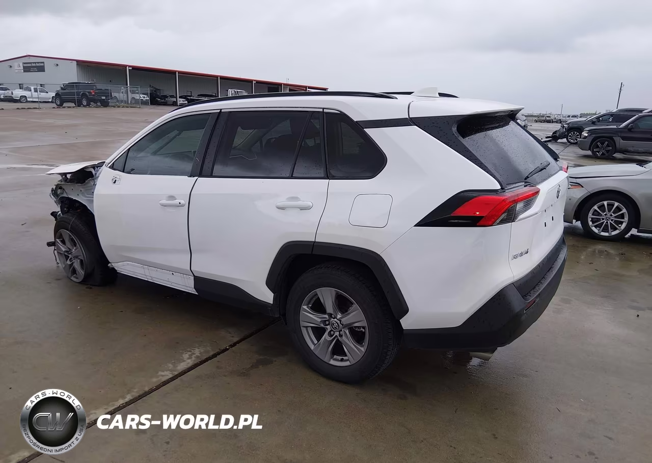 2025 Toyota Rav4 Xle VIN:2T3W1RFV0SW384195 - 3