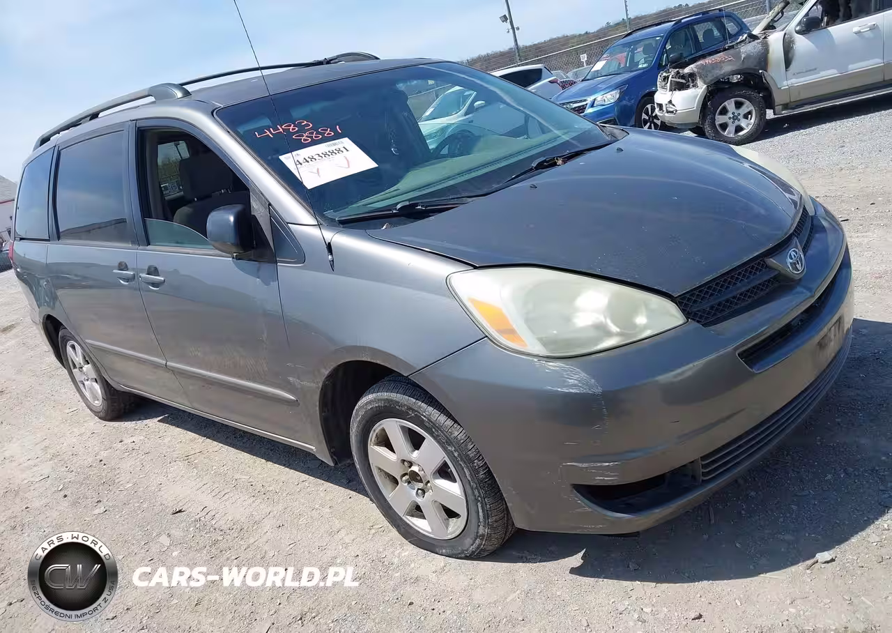 2005 Toyota Sienna Le