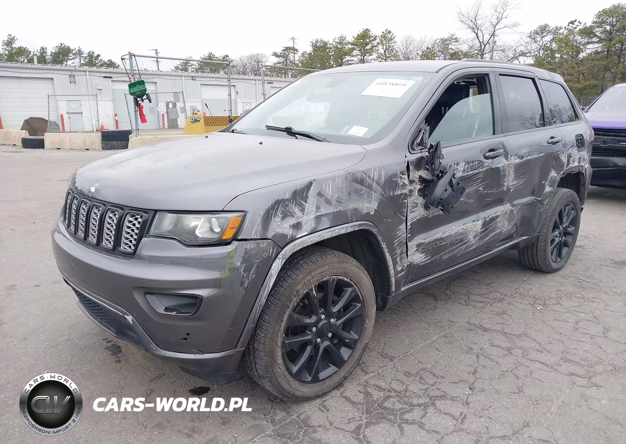 2017 Jeep Grand Cherokee Altitude 4X4 VIN:1C4RJFAG1HC910642 - 2