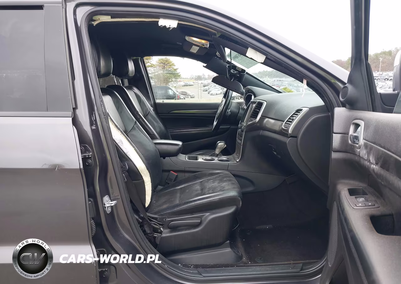 2017 Jeep Grand Cherokee Altitude 4X4 VIN:1C4RJFAG1HC910642 - 5