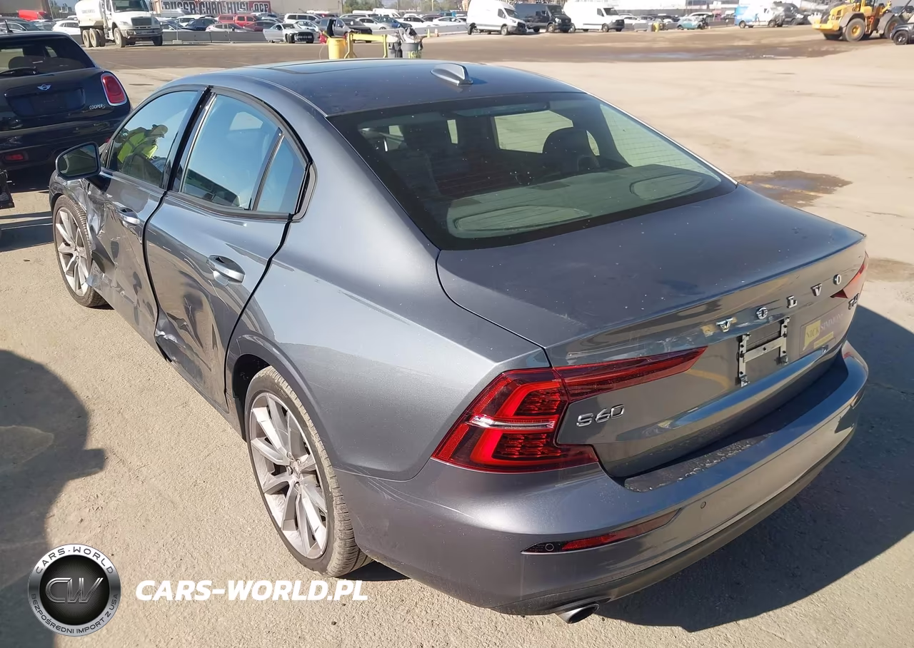 2020 Volvo S60 T6 Momentum VIN:7JRA22TK6LG067061 - 3