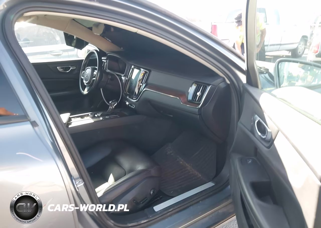 2020 Volvo S60 T6 Momentum VIN:7JRA22TK6LG067061 - 5
