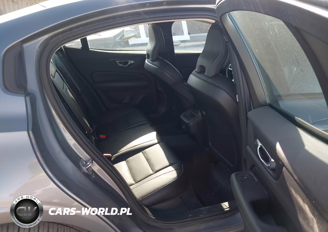2020 Volvo S60 T6 Momentum VIN:7JRA22TK6LG067061 - 8