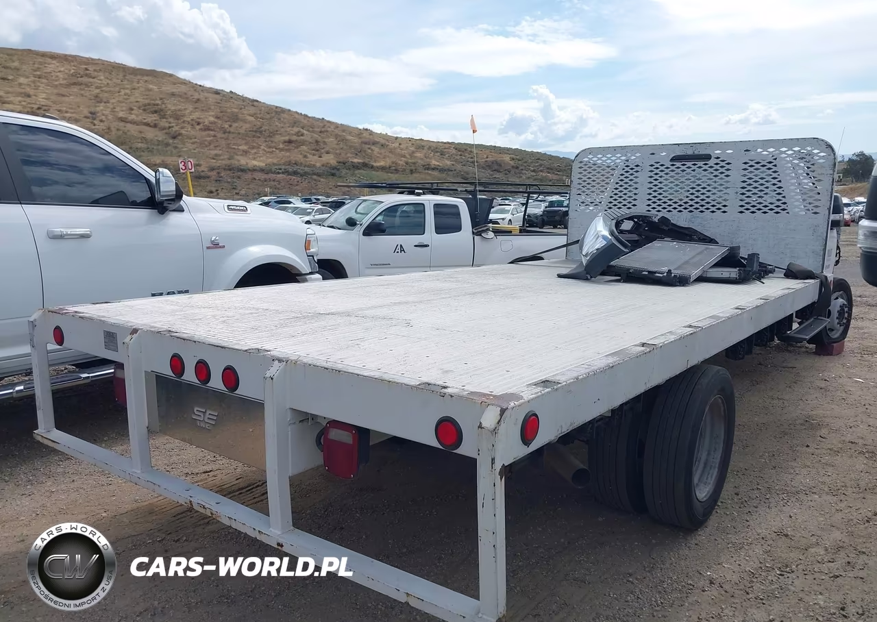 2020 Ford F-550 Chassis Xl VIN:1FDUF5GT6LDA04026 - 4