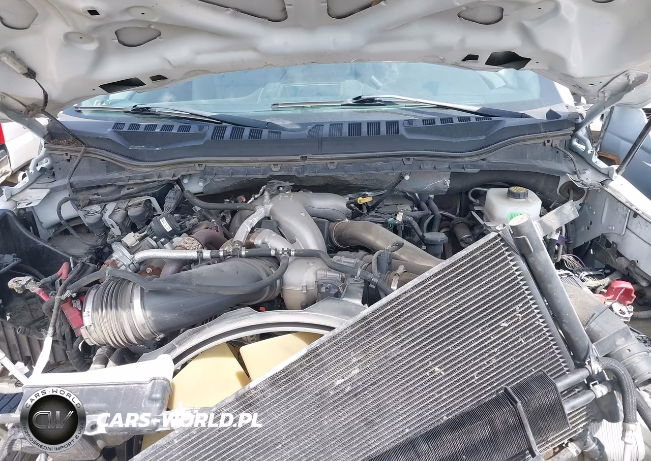 2020 Ford F-550 Chassis Xl VIN:1FDUF5GT6LDA04026 - 9