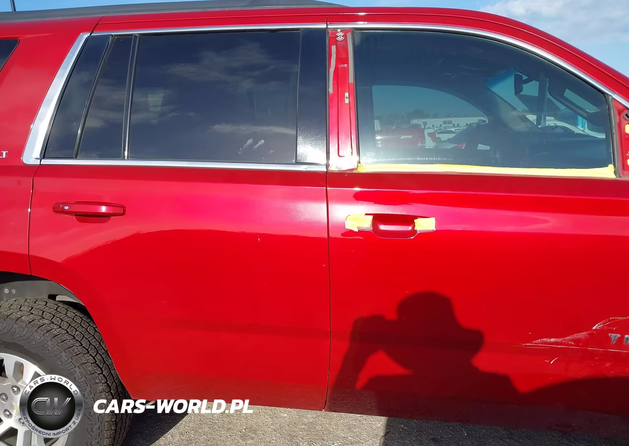 2015 Chevrolet Tahoe Lt VIN:1GNSKBKC5FR661511 - 13
