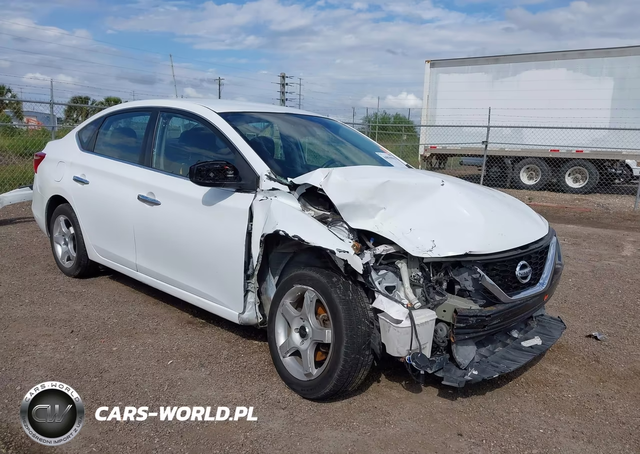 2016 Nissan Sentra S – zdjęcie 1 z 17