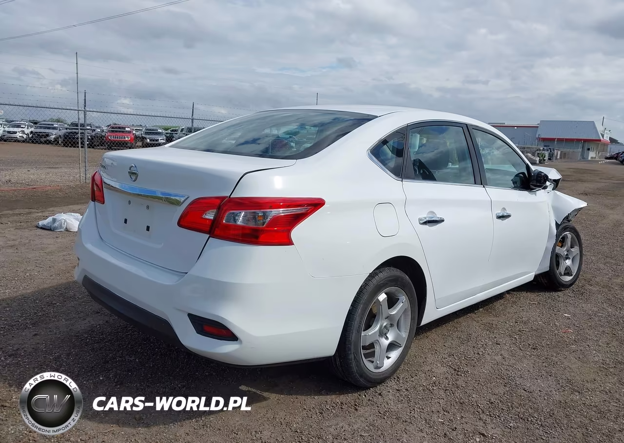 2016 Nissan Sentra S VIN:3N1AB7AP8GY306837 - 4