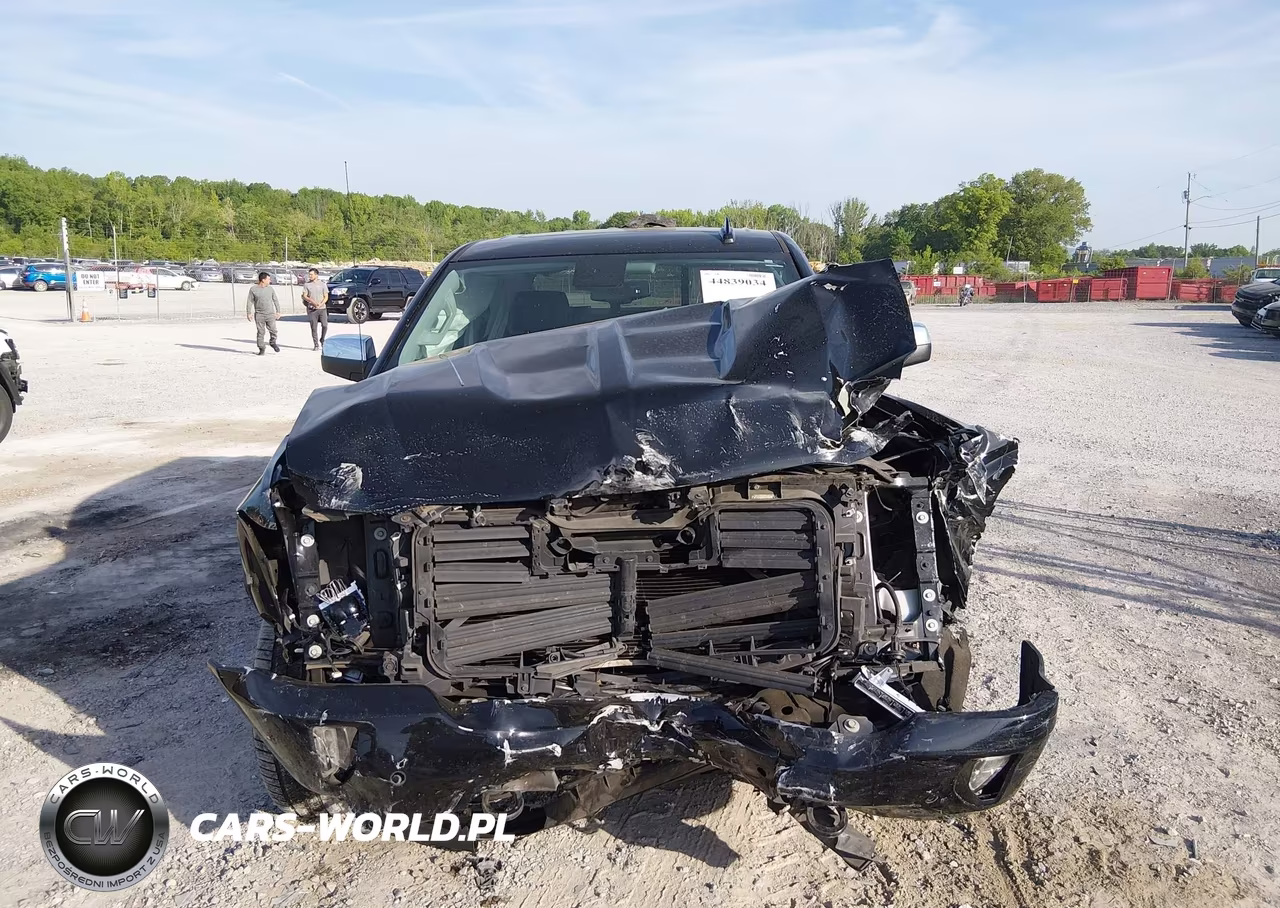 2018 Chevrolet Silverado 1500 High Country VIN:3GCUKTEJ3JG160630 - 12