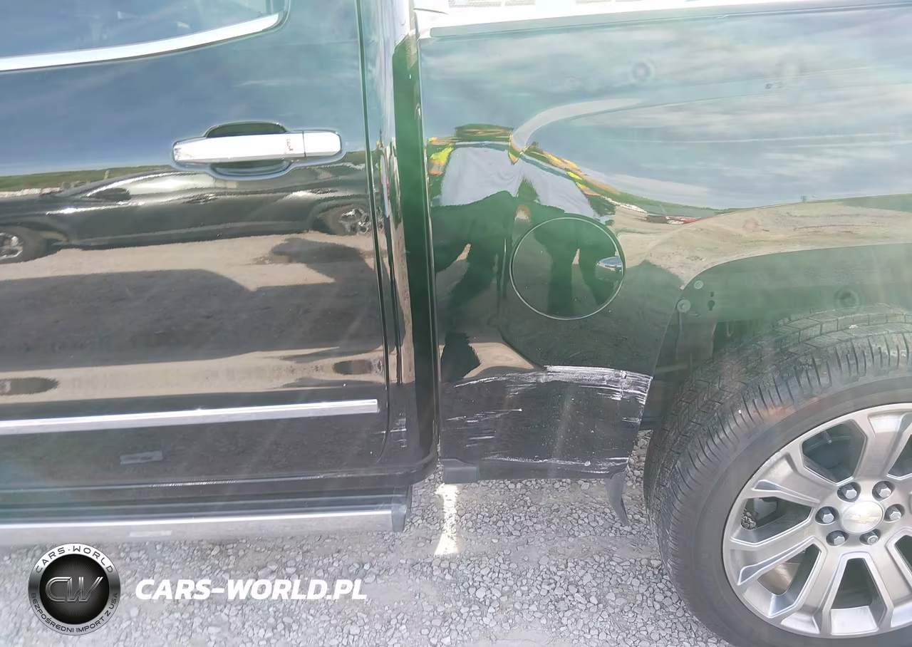 2018 Chevrolet Silverado 1500 High Country VIN:3GCUKTEJ3JG160630 - 17