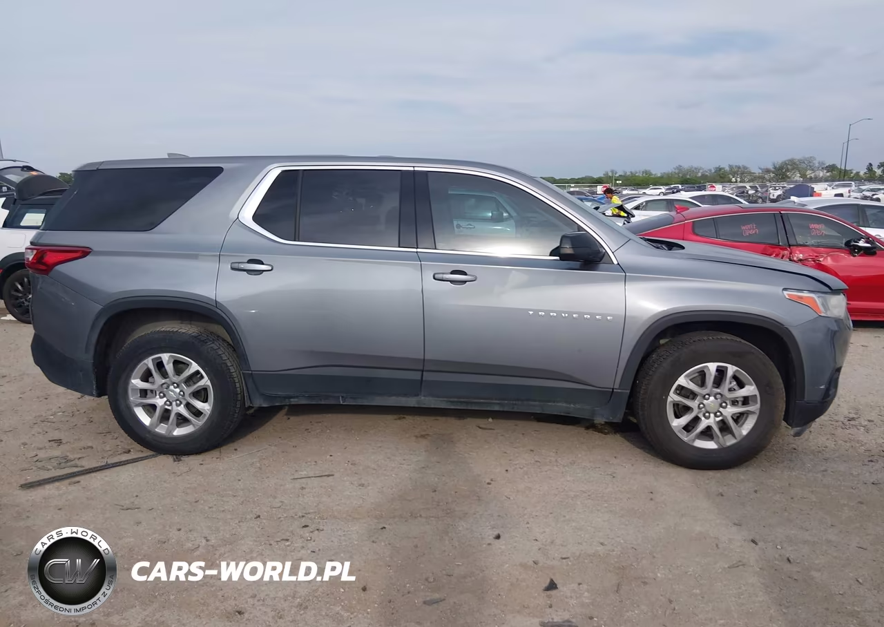 2021 Chevrolet Traverse Fwd Ls VIN:1GNERFKWXMJ178599 - 13