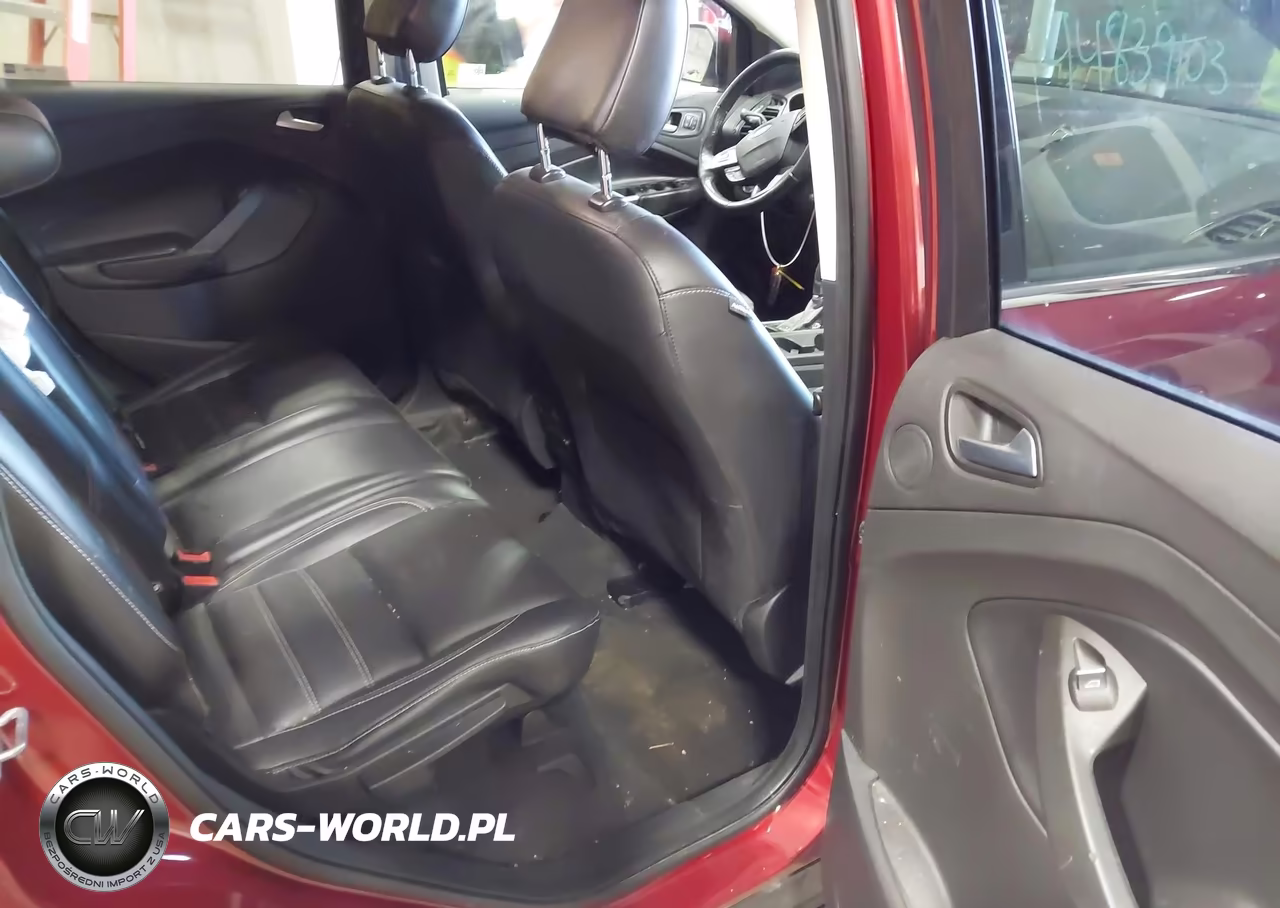 2019 Ford Escape Titanium VIN:1FMCU9J97KUA03245 - 8