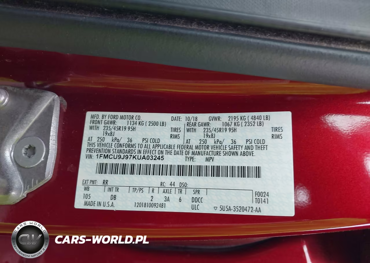 2019 Ford Escape Titanium VIN:1FMCU9J97KUA03245 - 9