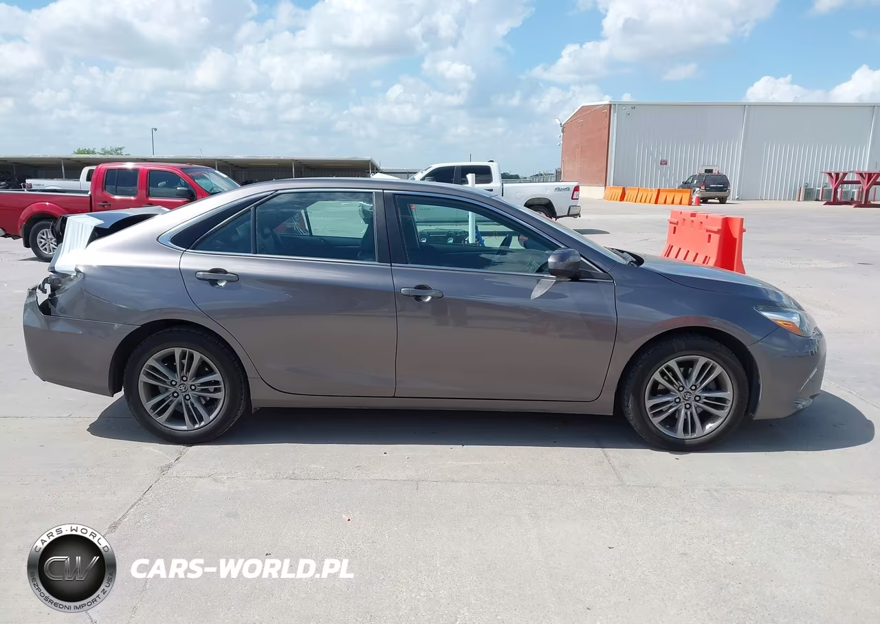 2015 Toyota Camry Se VIN:4T1BF1FK3FU971447 - 13