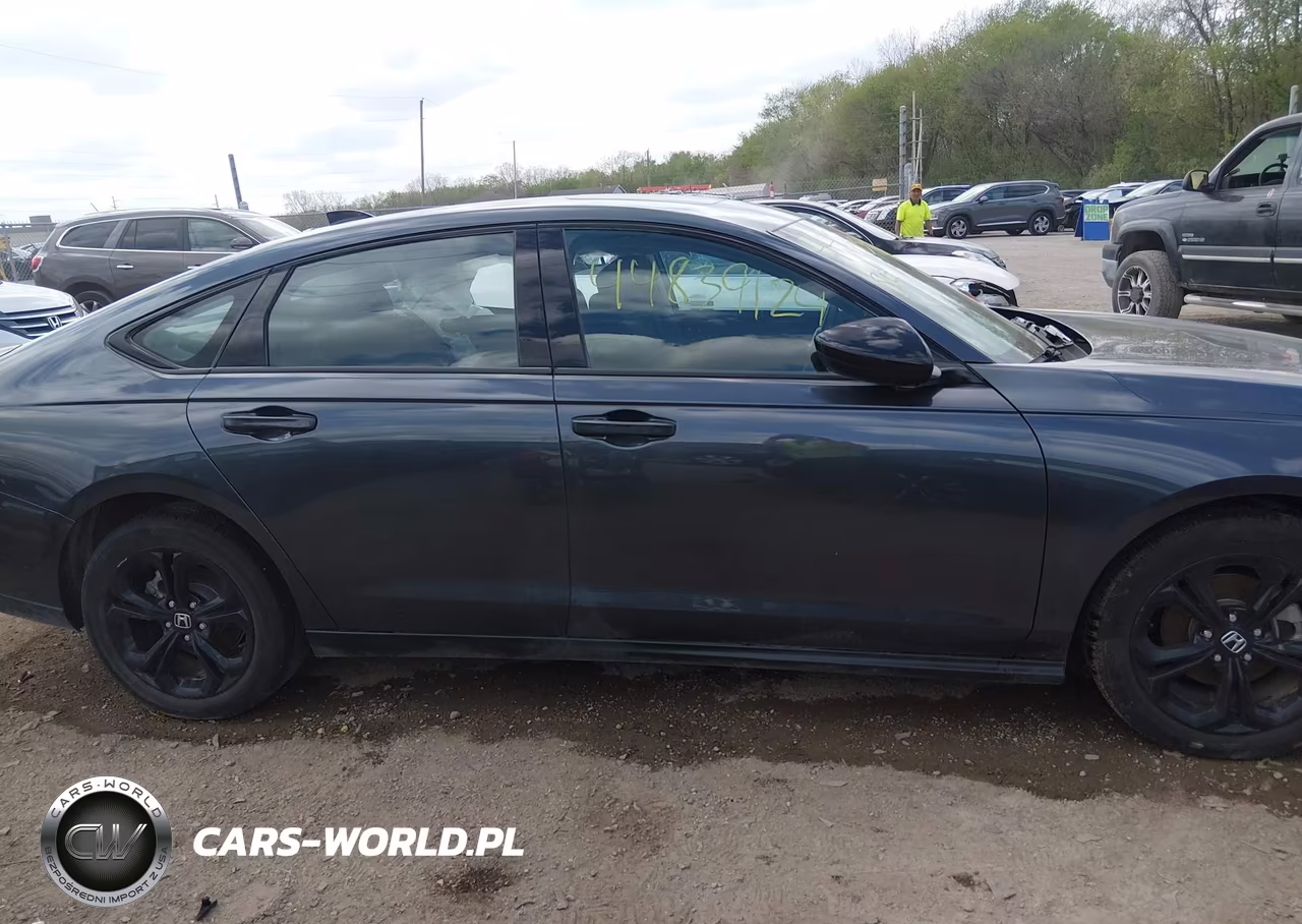 2025 Honda Accord Se VIN:1HGCY1F42SA010808 - 13