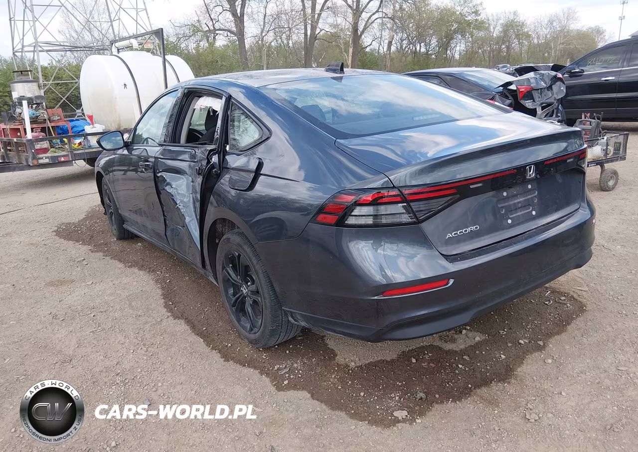 2025 Honda Accord Se VIN:1HGCY1F42SA010808 - 3