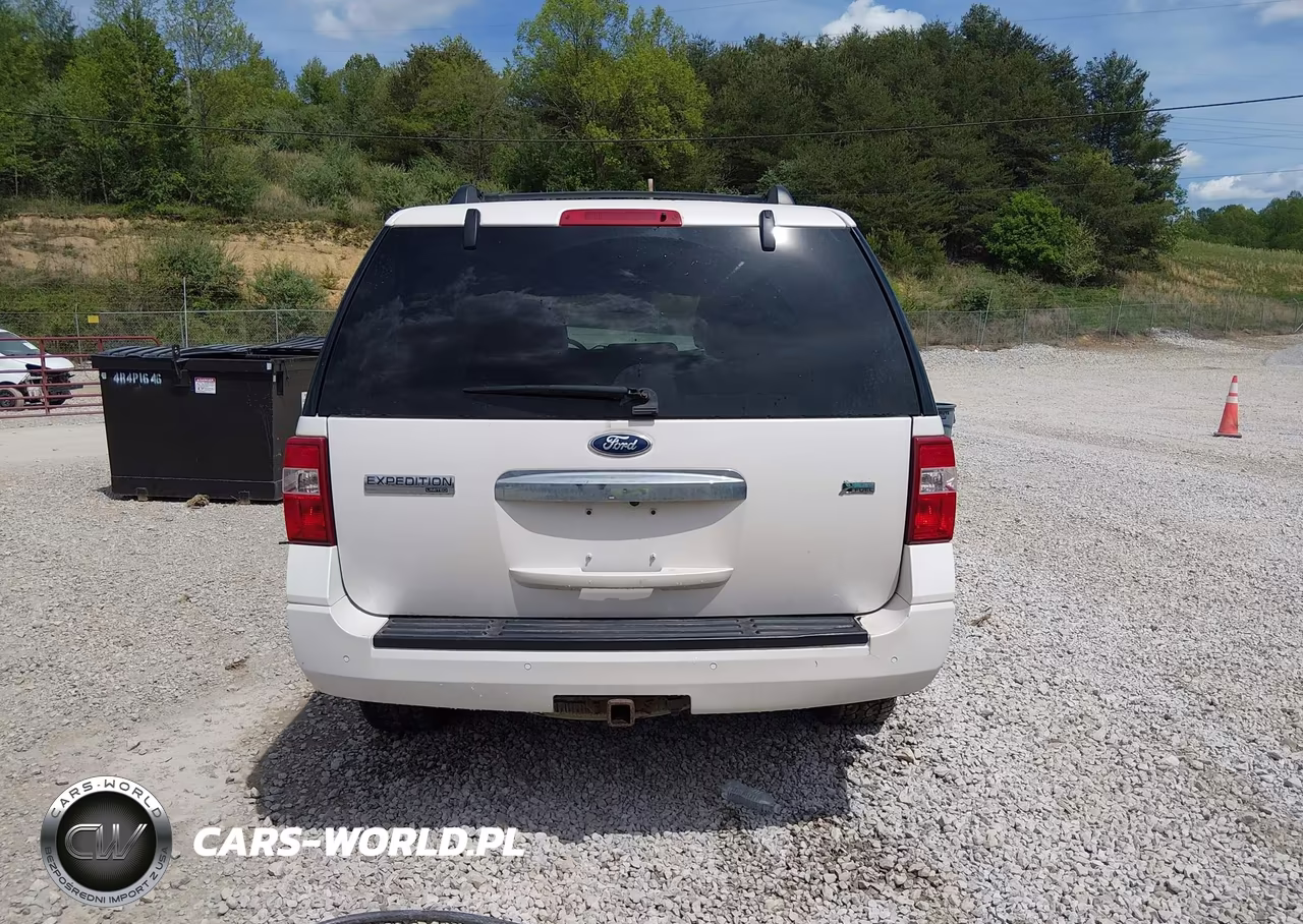 2011 Ford Expedition Limited VIN:1FMJU2A56BEF19697 - 17